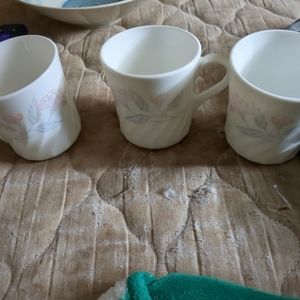 Corning Corelle "Pink Trio" Design Coffee Mugs. Set of 3.